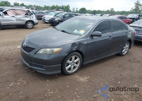 2007 Toyota Camry Se z USA, uszkodzony, nr VIN 4T1BE46K27U622267